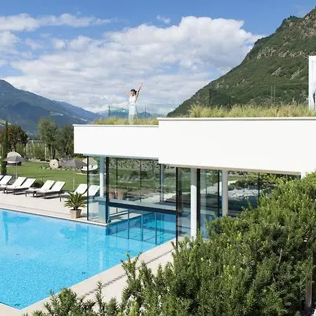 Hanswirt Hotel 4*